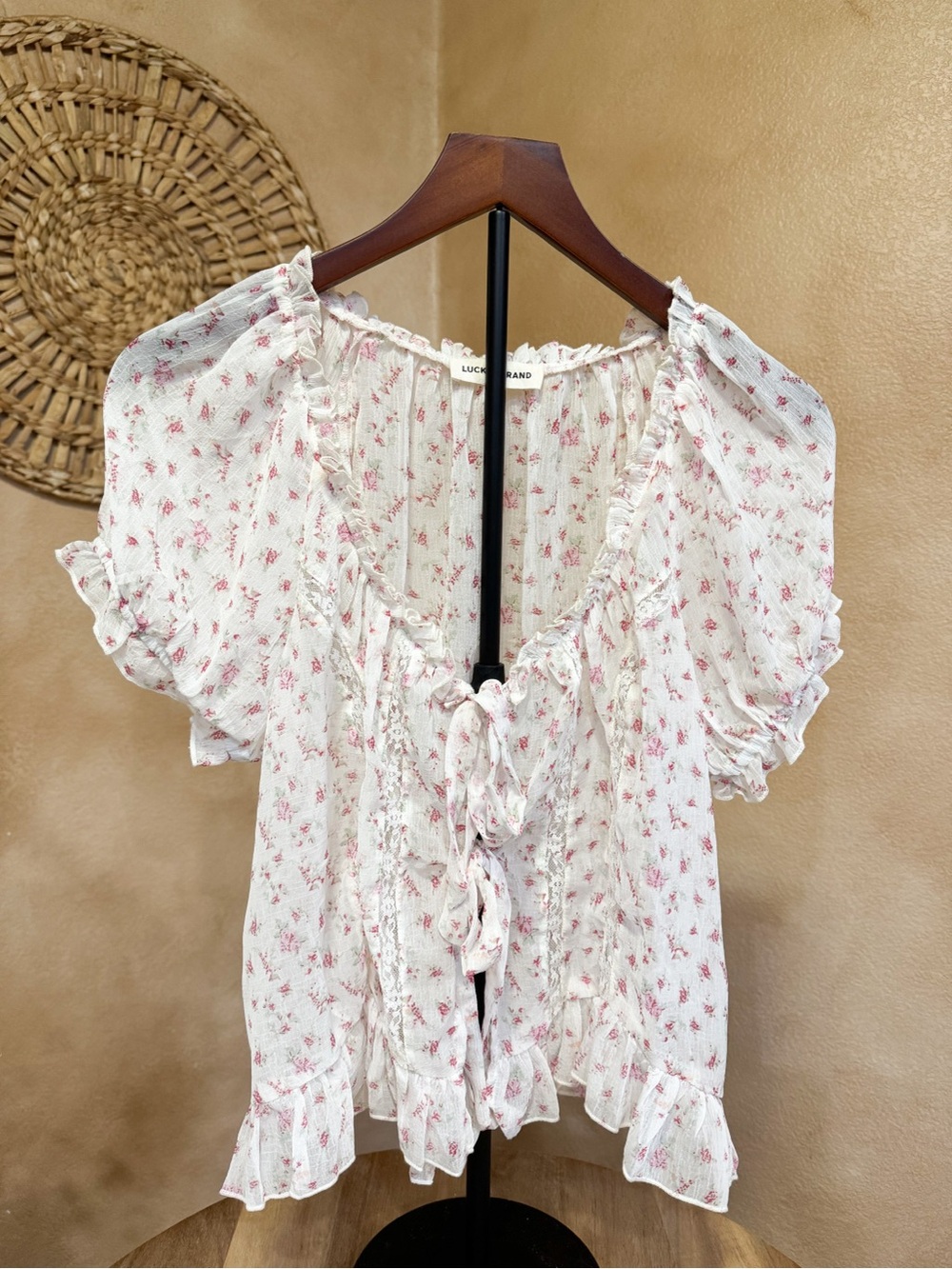 Lucky Brand Women's Flowy Ruffled Swing Top

NWOT